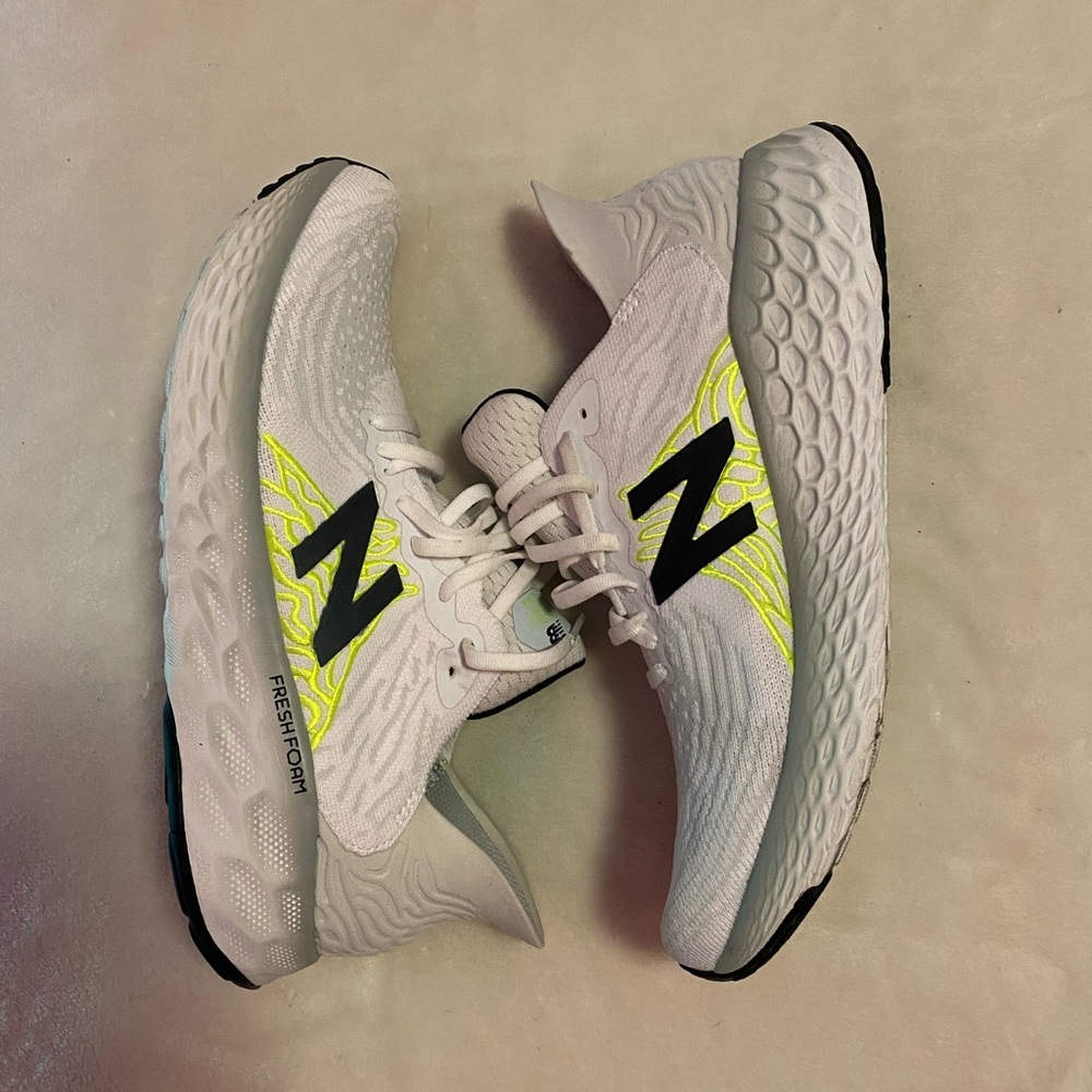 Womens New Balance 1080